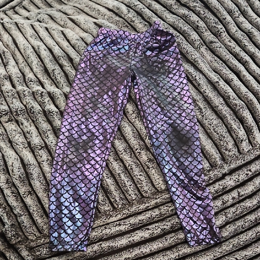 Trendy Boutique Kids Leggings - Shimmering Purple Scales